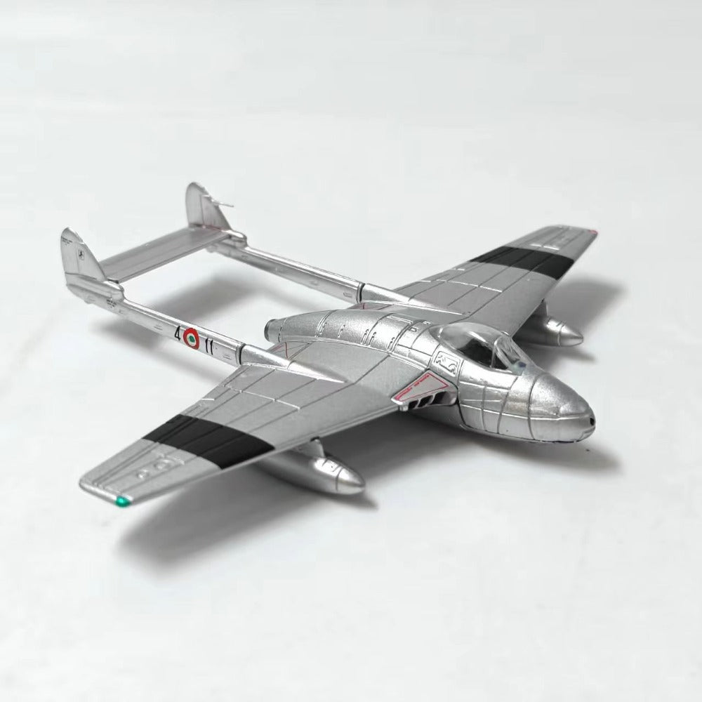 1/100 Scale de Havilland Vampire WWII British Jet Fighter Diecast Model Aircraft
