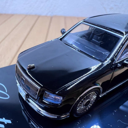1/64 Scale Toyota Century Luxury Car Diecast Model
