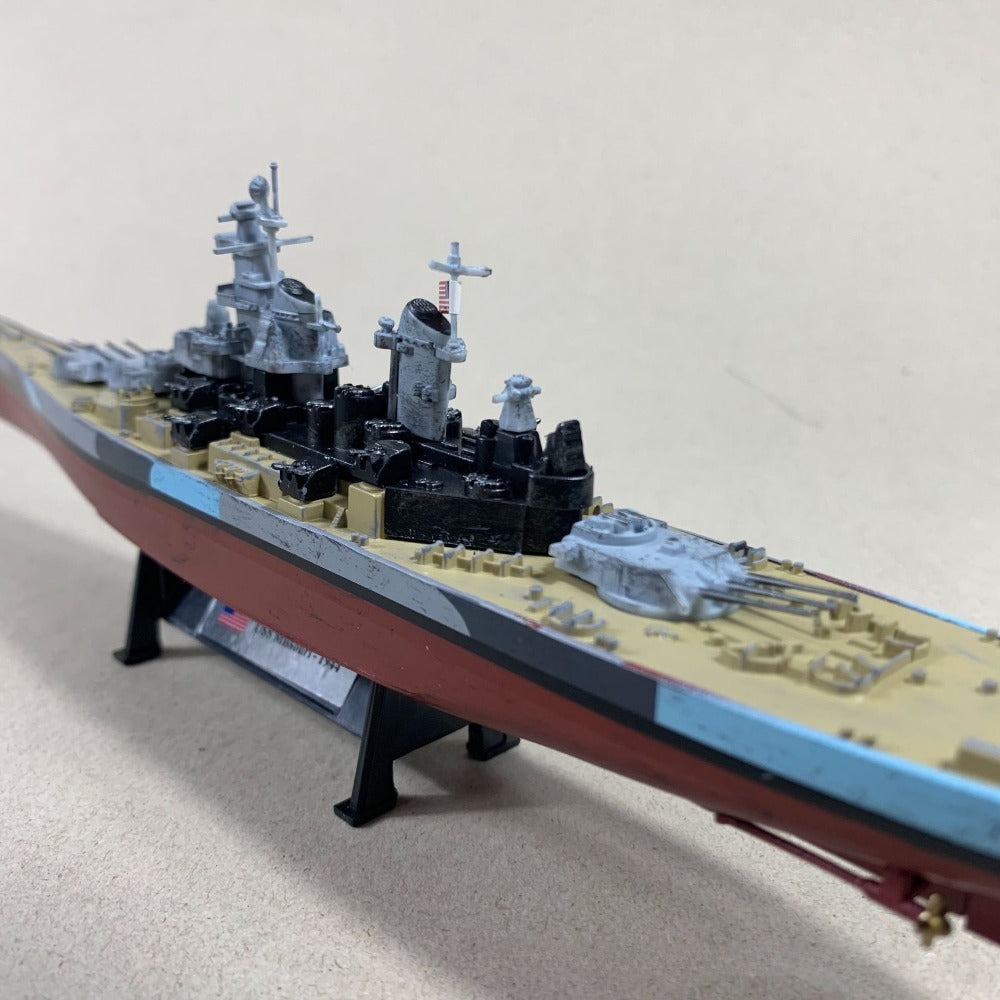 1/1000 Scale 1944 USS Missouri BB-63 WWII US Battleship Diecast Model
