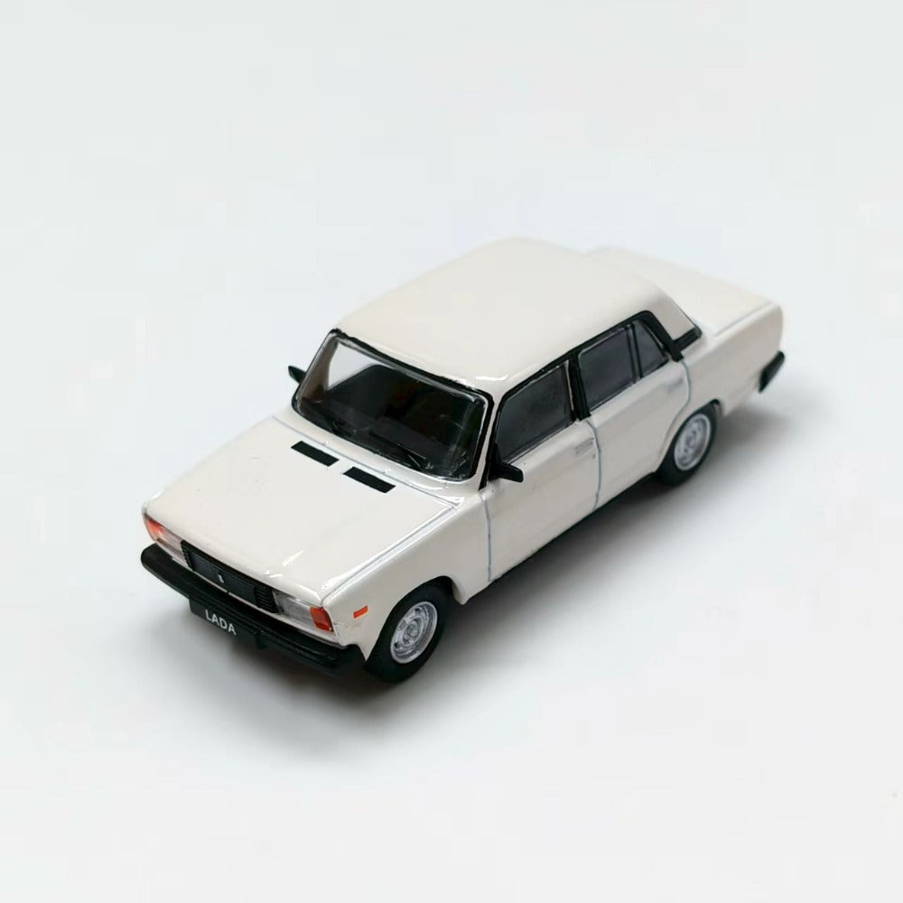 1/64 Scale Lada 2105 Soviet Saloon Car Diecast Model
