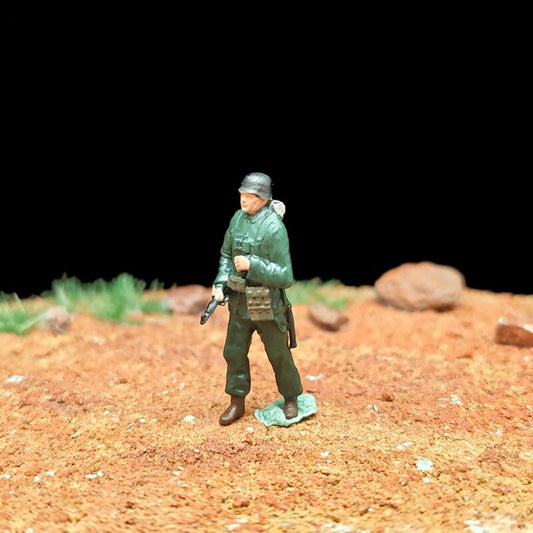 1/72 Scale WWII Army Soldiers Painted Figurines for Model Dioramas