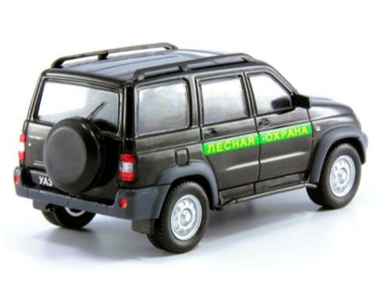 1/43 Scale UAZ Patriot SUV Diecast Model Car