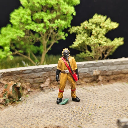 1/72 Scale Biochemical Soldiers Painted Figurines for Model Dioramas