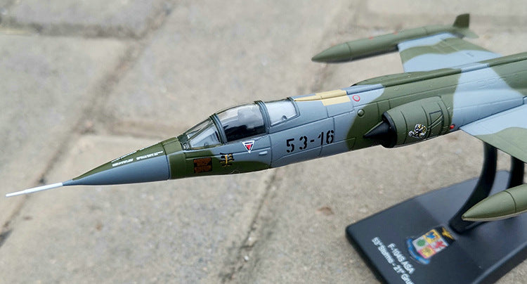 1/100 Scale Lockheed F-104 Starfighter Fighter Bomber Diecast Model Aircraft