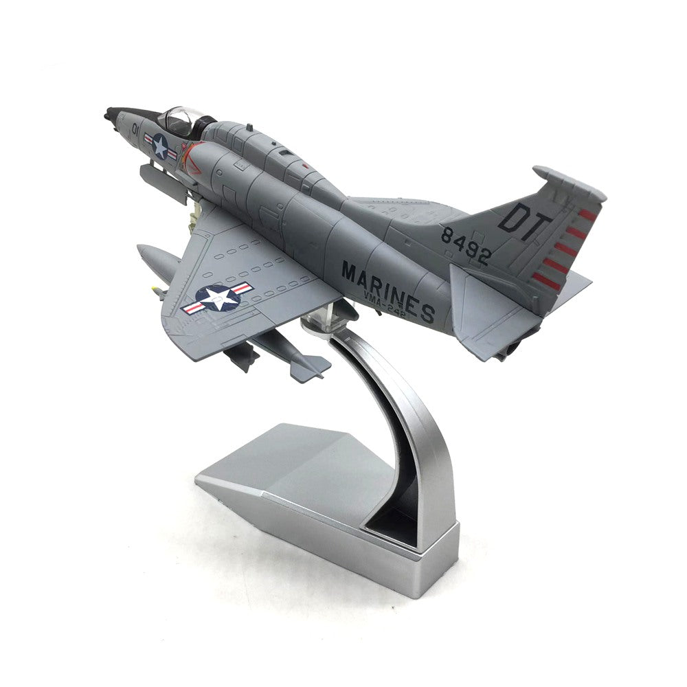 1/72 Scale US Marine Corps Douglas A-4 Skyhawk Attack Aircraft Diecast Model