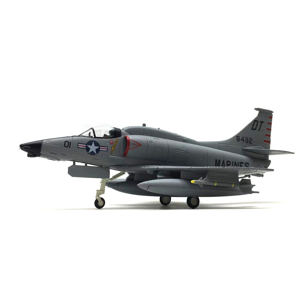 1/72 Scale US Marine Corps Douglas A-4 Skyhawk Attack Aircraft Diecast Model