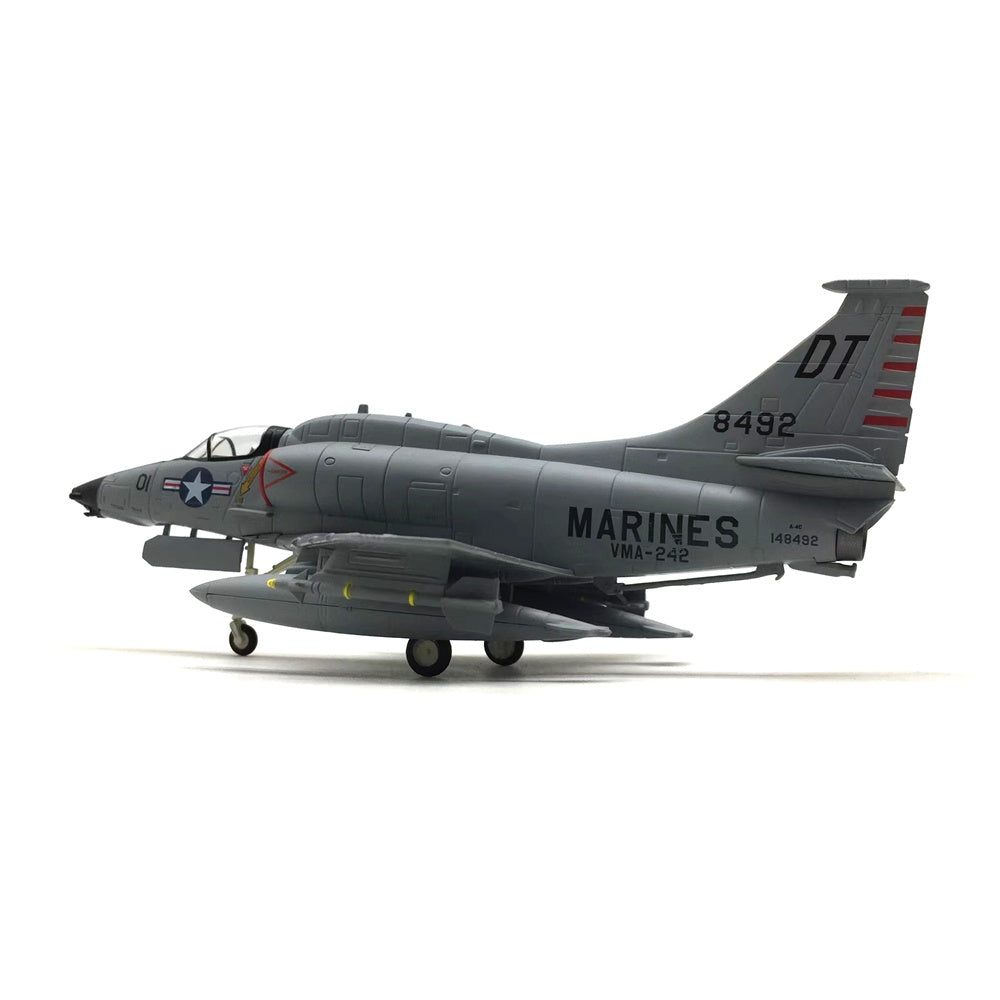 1/72 Scale US Marine Corps Douglas A-4 Skyhawk Attack Aircraft Diecast Model