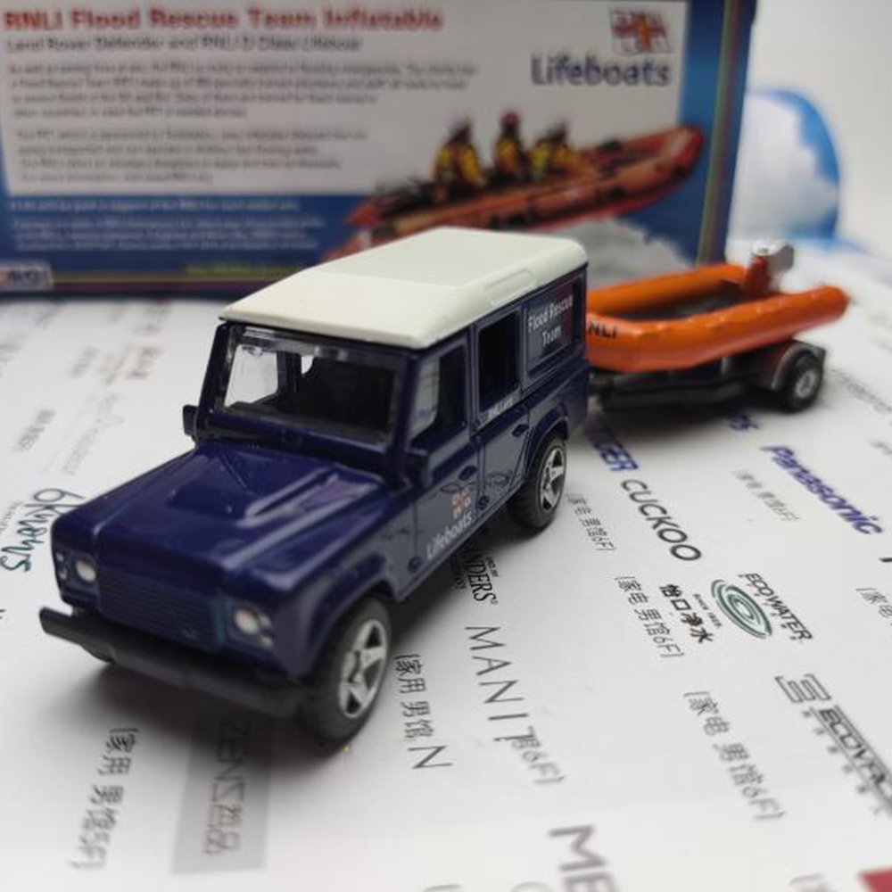 1/83 Scale RNLI Flood Rescue Team Land Rover Defender and D Class Life ...
