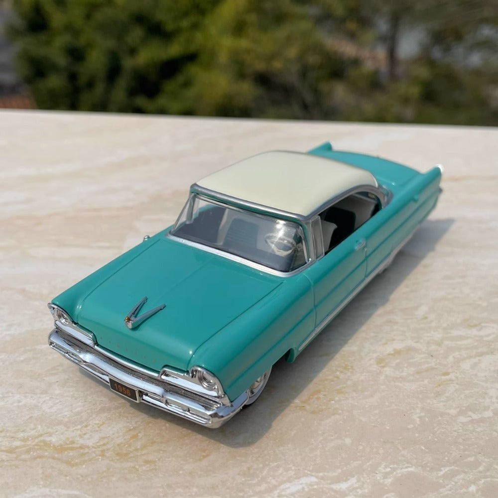 1/43 Scale 1956 Lincoln Premiere Diecast Model Car