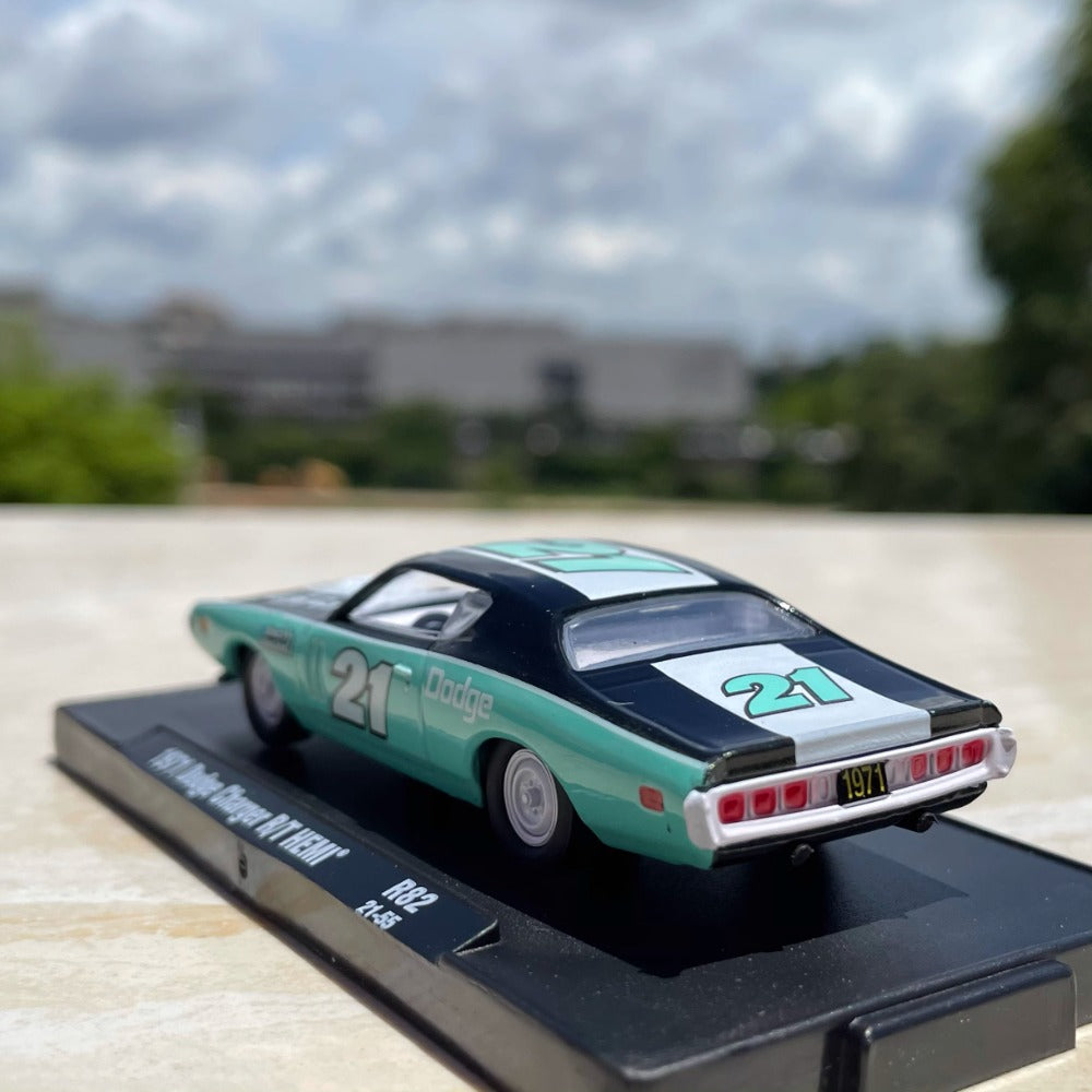 1/64 Scale 1971 Dodge Charger R/T Diecast Model Car