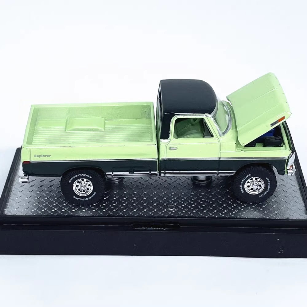 1/64 Scale 1972 Ford F-250 Explorer Truck Diecast Model