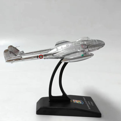 1/100 Scale de Havilland Vampire WWII British Jet Fighter Diecast Model Aircraft