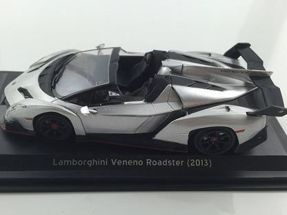 1/43 Scale 2013 Lamborghini Veneno Roadster Diecast Model Car