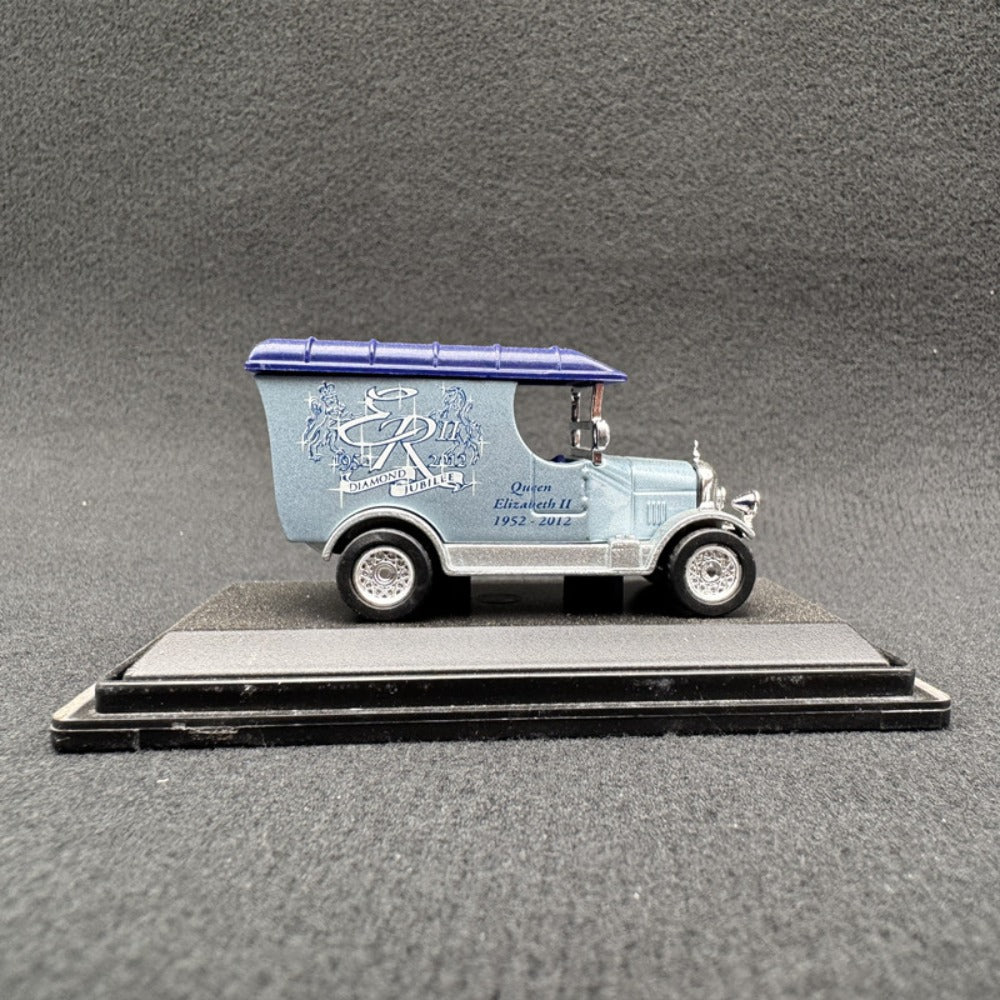 1/76 Scale Morris Oxford Bullnose Queen Elizabeth II's Diamond Jubilee Diecast Model Car