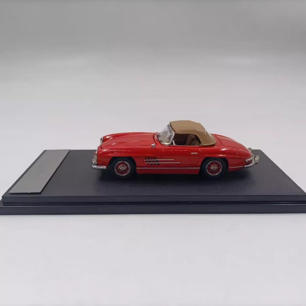 1/64 Scale Mercedes-Benz 300 SL Diecast Model Car
