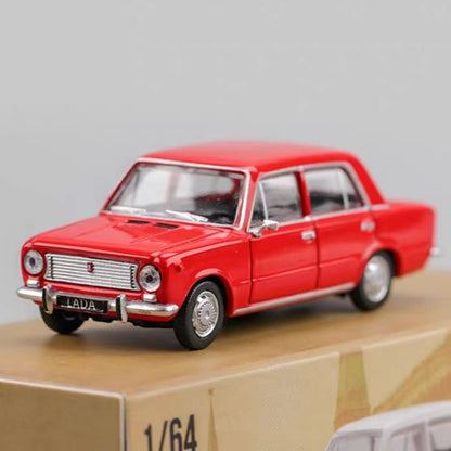 1/64 Scale Lada 2101 Soviet Compact Car VAZ-2101 Diecast Model