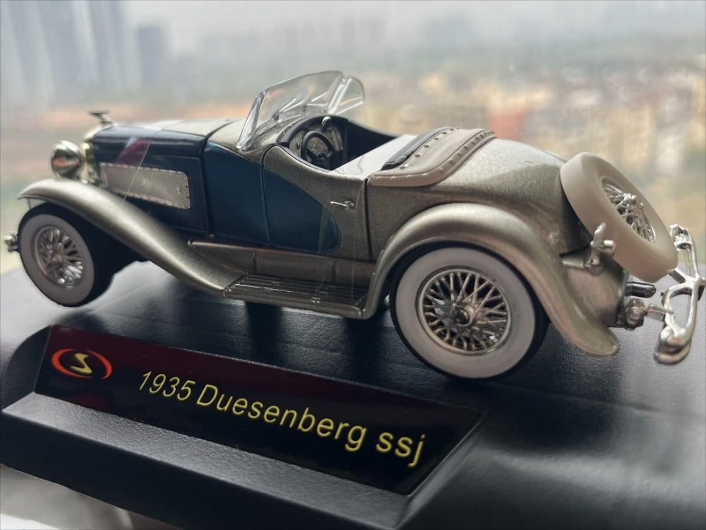 1/32 Scale 1935 Duesenberg SSJ Diecast Model Vintage Car
