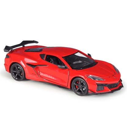 1/24 Scale 2023 Chevrolet Corvette Z06 Sports Car Diecast Model