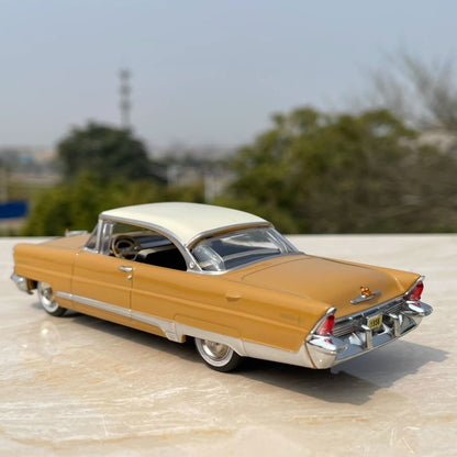 1/43 Scale 1956 Lincoln Premiere Diecast Model Car