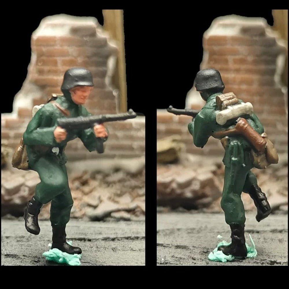 1/72 Scale German Soldiers Painted Figures Set for Model Dioramas