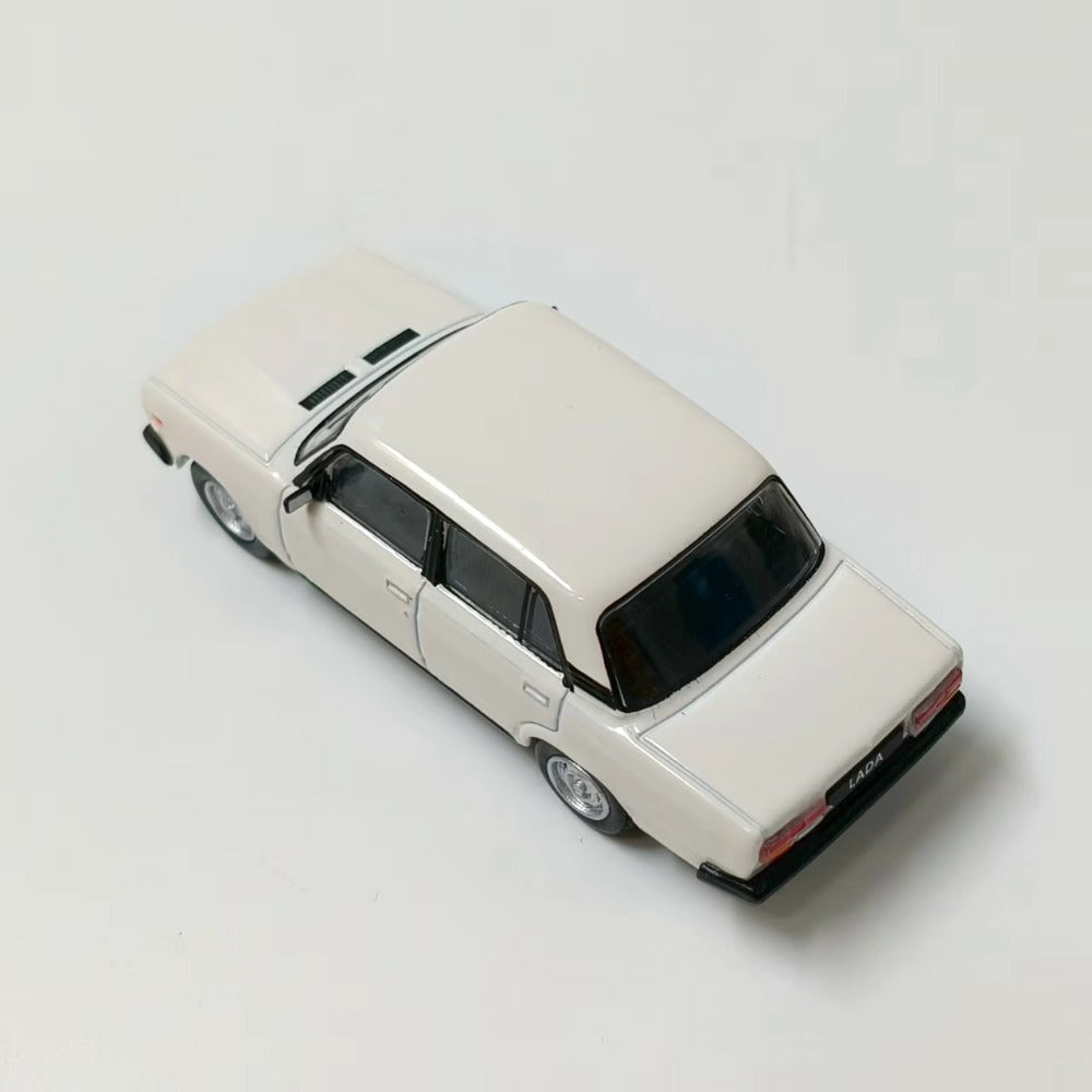 1/64 Scale Lada 2105 Soviet Saloon Car Diecast Model