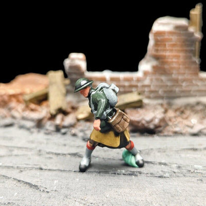 1/72 Scale Scotish Soldiers Painted Figures for Model Dioramas