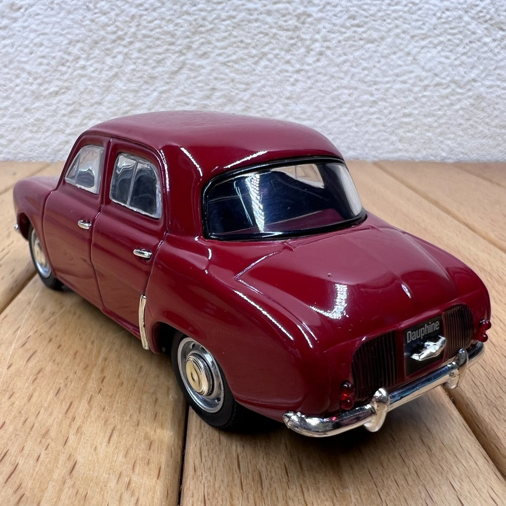 1/43 Scale 1960 Renault Dauphine Vintage Car Diecast Model