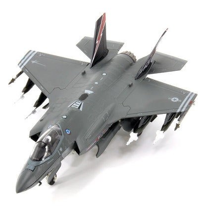 1/72 Scale Lockheed Martin F-35 Lightning II USAF AF-01 Stealth Strike Fighter.Diecast Model