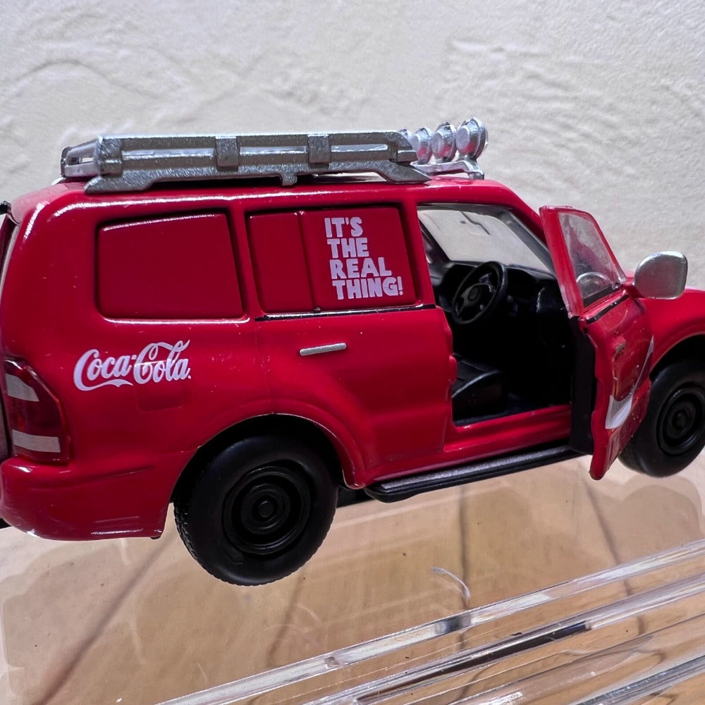 1/64 Scale 2004 Mitsubishi Pajero SUV Coke Diecast Model Car