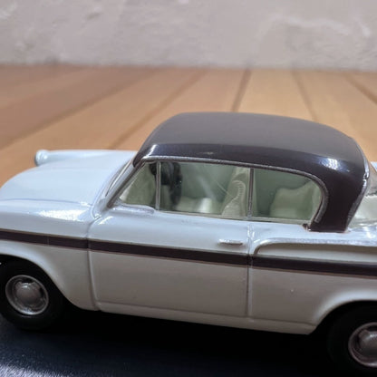 1/76 Scale Sunbeam Rapier Diecast Model Car