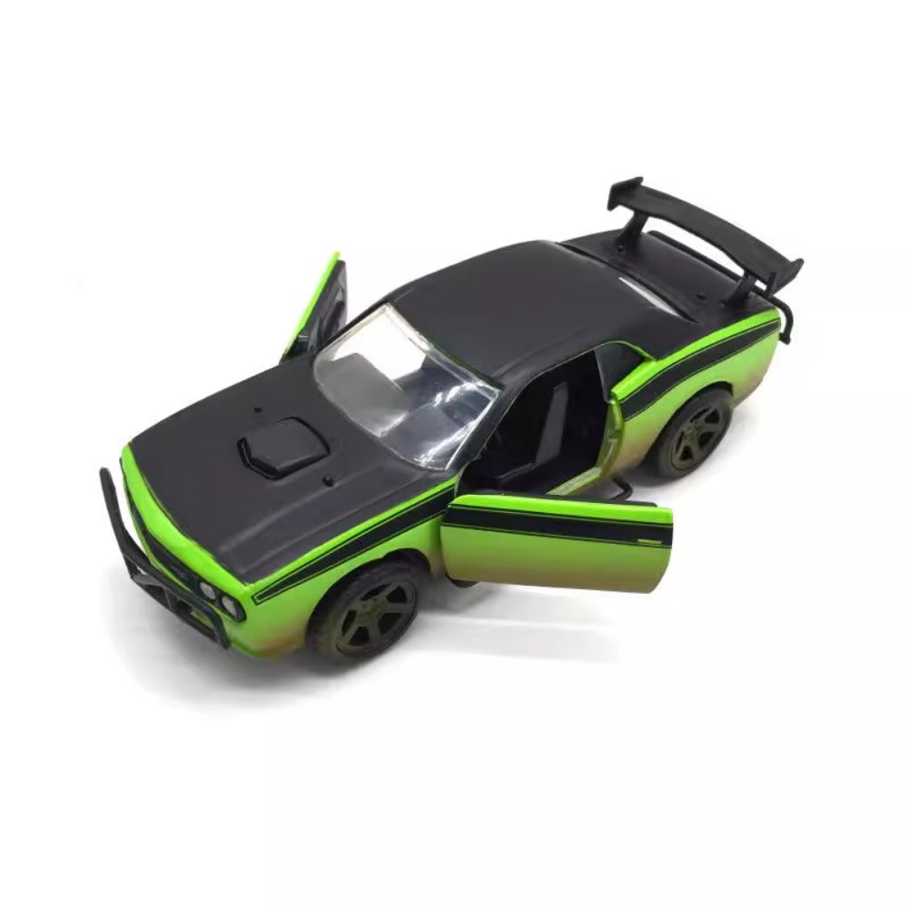 1/32 Scale Dodge Challenger Diecast Model Car