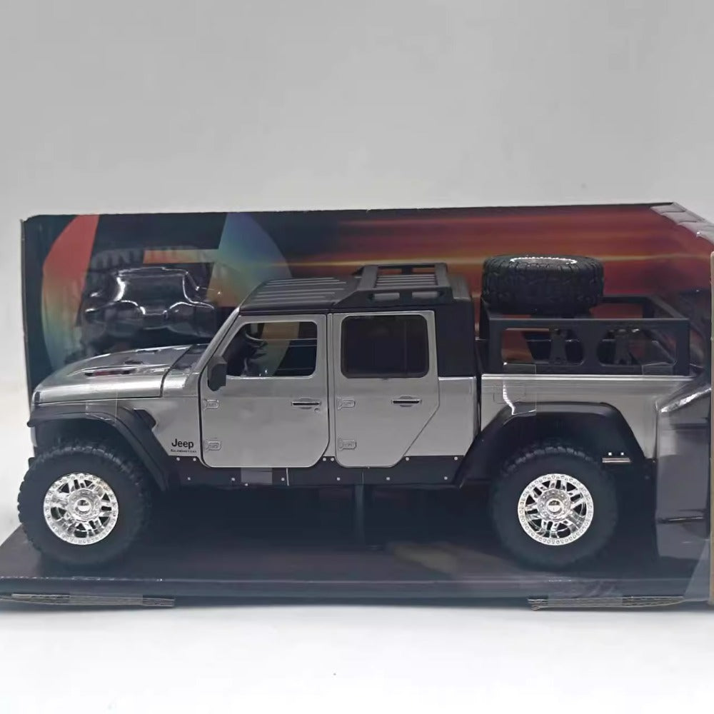 1/24 Scale 2020 Jeep Gladiator Pickup Truck Diecast Model Car