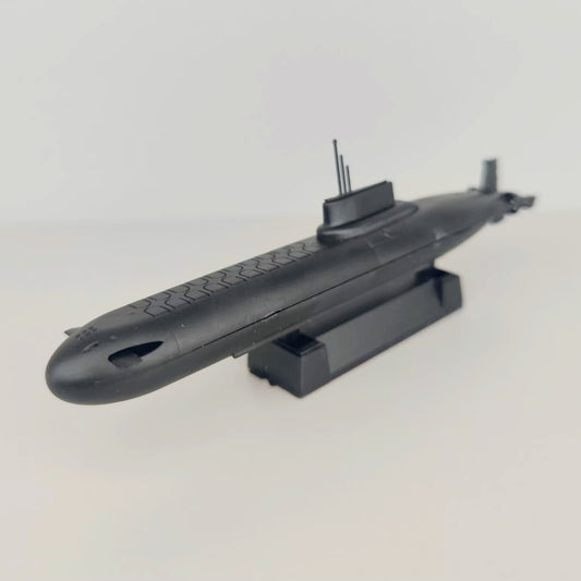1/1200 Scale Project 941 Akula Typhoon-Class Ballistic Missile Submarine Pre-built Plastic Collectible Model
