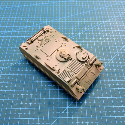 1/72 Scale M113A2 Armored Personnel Carrier Pre-built Plastic Collectible Model