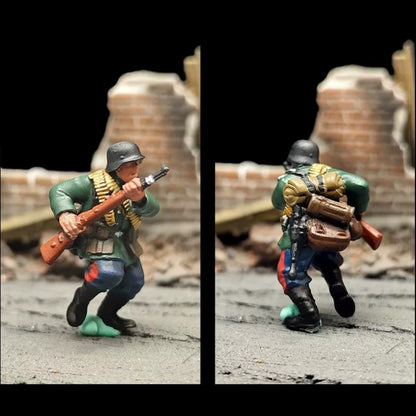 1/72 Scale WWII German Soldiers Painted Figures Set for Model Dioramas