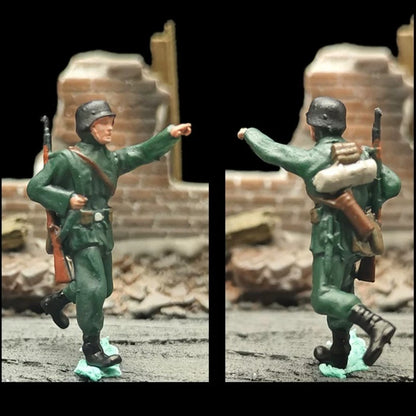 1/72 Scale German Soldiers Painted Figures Set for Model Dioramas