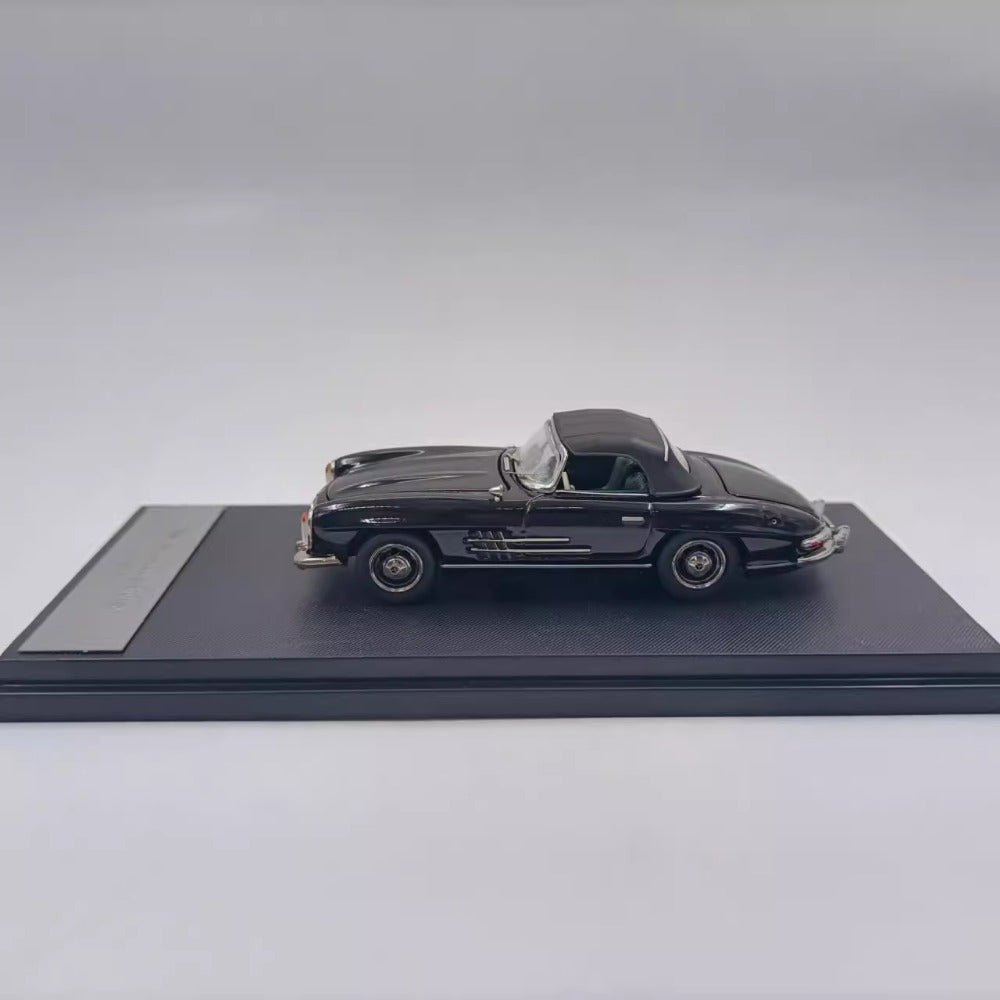 1/64 Scale Mercedes-Benz 300 SL Diecast Model Car