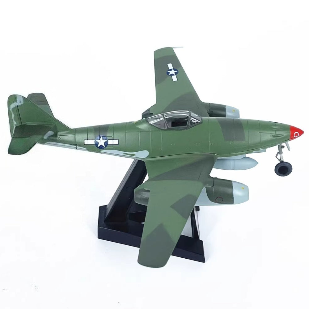 Me 262 A-1a Schwalbe fighter aircraft pre-built 1/72 scale plastic collectible WWII German fighter model