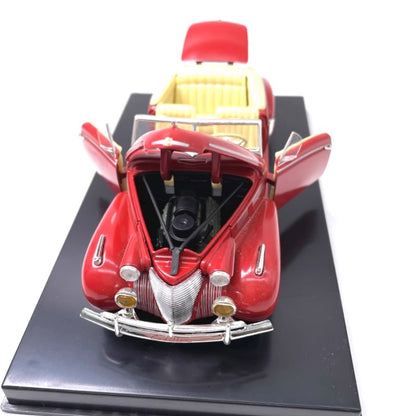 1/32 Scale 1940 Cadillac Series 62 Convertible Diecast Model Car