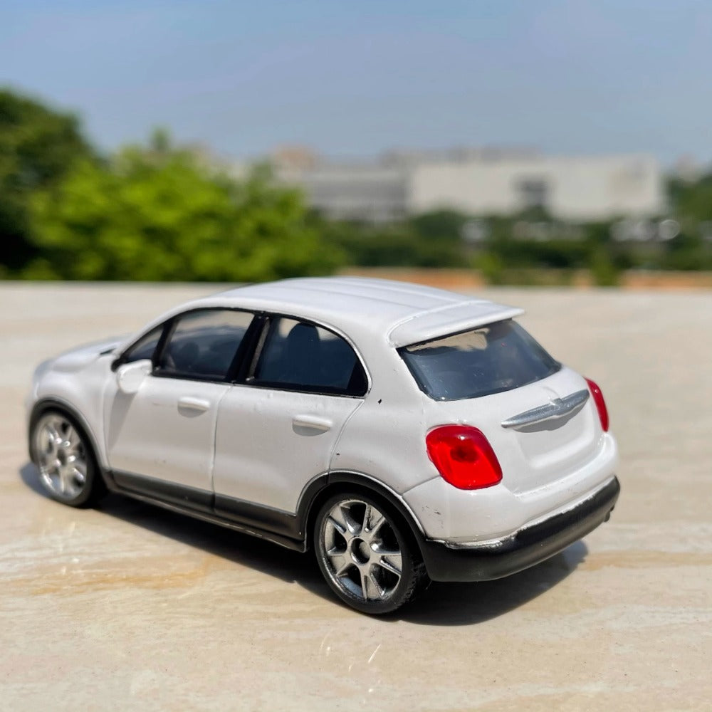 1/43 Scale Fiat 500X Subcompact Crossover SUV Diecast Model Car