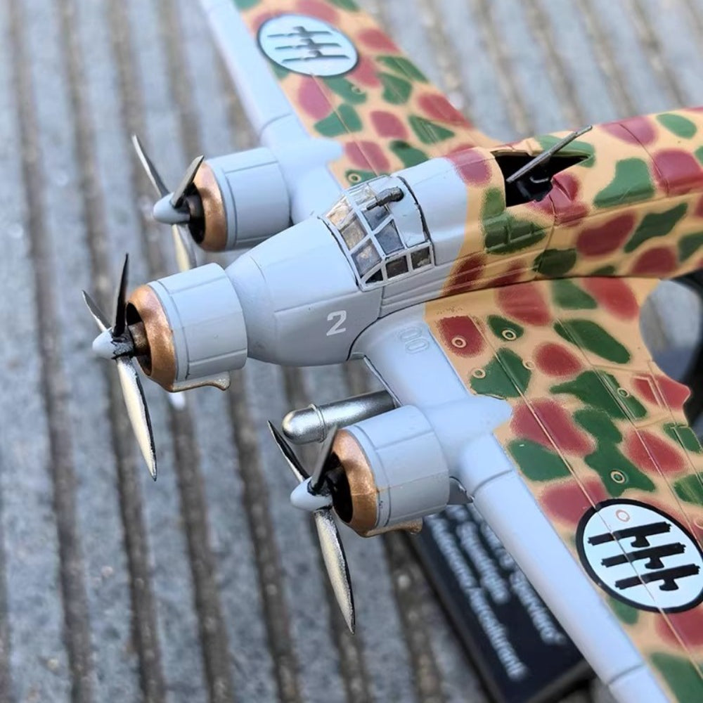 1/144 Scale Savoia-Marchetti SM.79 Sparviero Sparrowhawk Medium Bomber Diecast Aircraft Model
