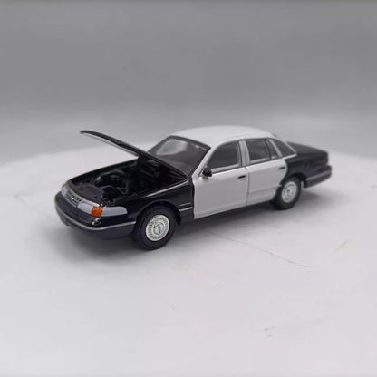1/64 Scale Ford Crown Victoria Police Interceptor Diecast Model Car
