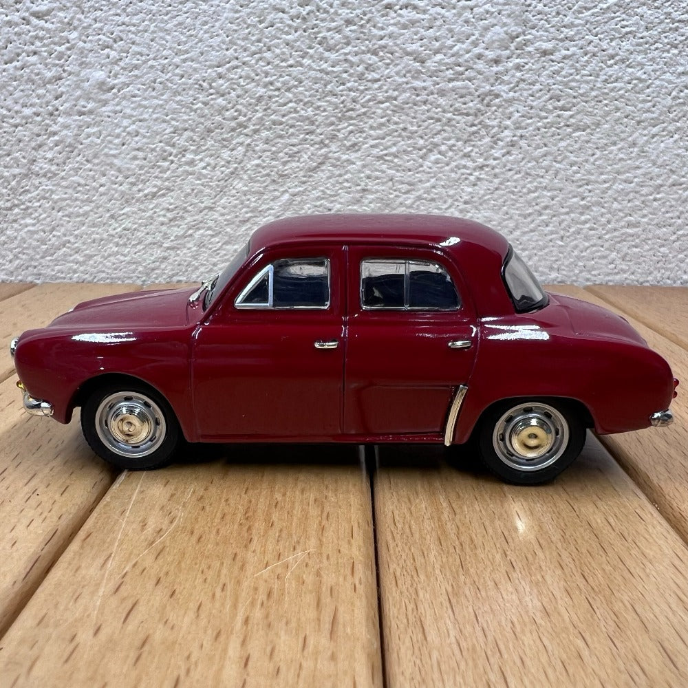 1/43 Scale 1960 Renault Dauphine Vintage Car Diecast Model