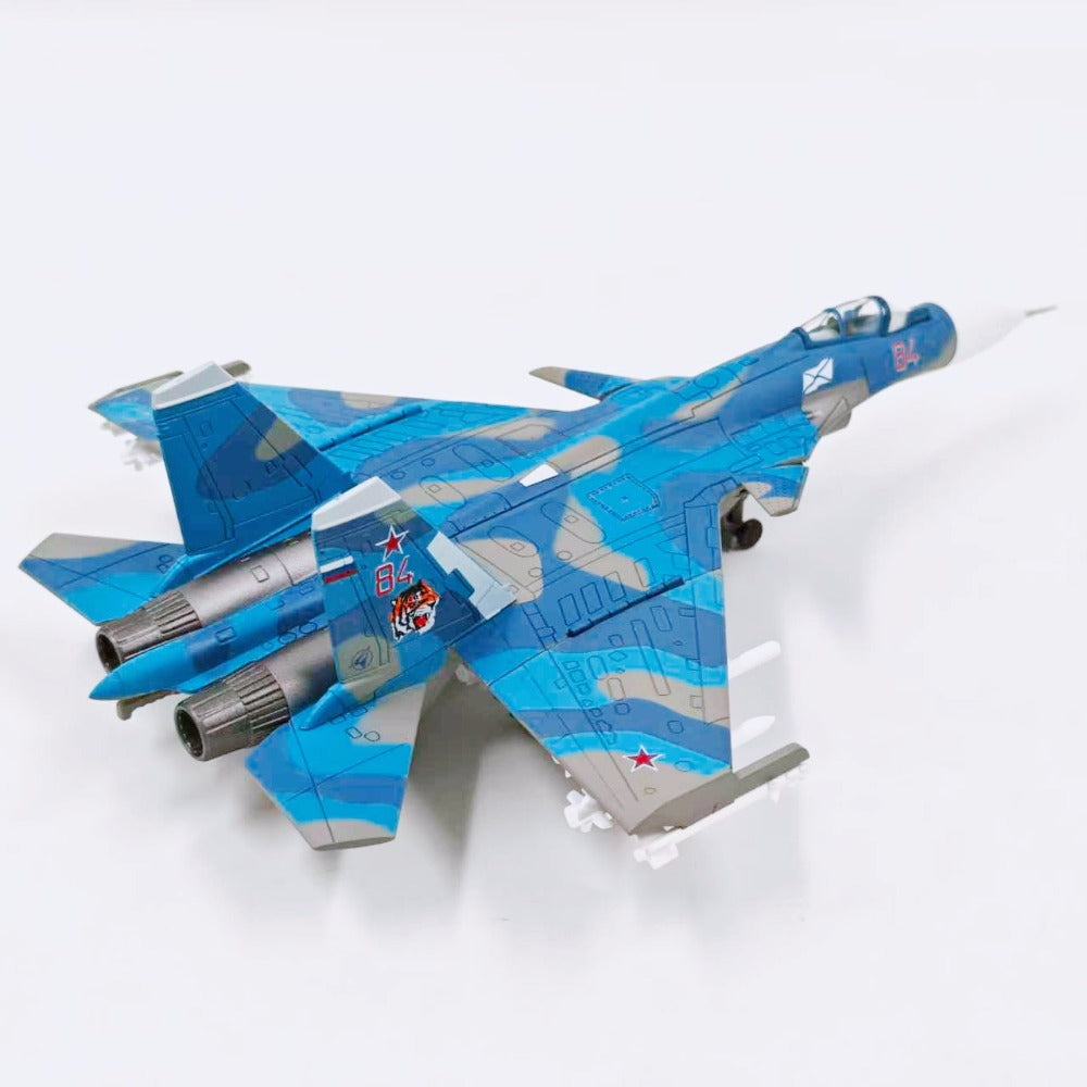 1/100 Scale Sukhoi Su-33 Flanker-D Soviet/Russian All-Weather Carrier-Based Air Superiority Fighter Diecast Model