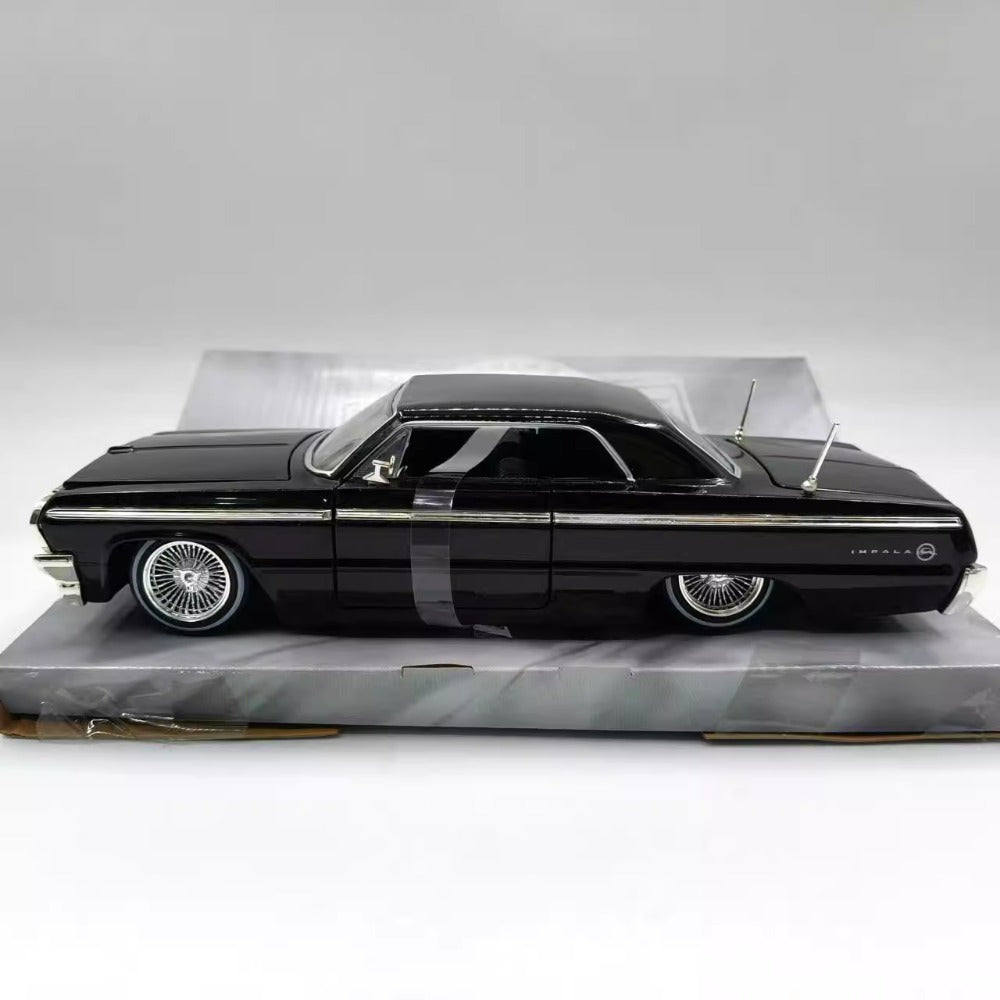 1/24 Scale 1964 Chevrolet Impala Lowrider Diecast Model Car