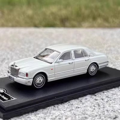 1/64 Scale 1998 Rolls-Royce Silver Seraph Luxury Car Diecast Model