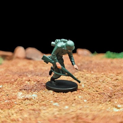1/72 Scale WWII German Army Soldiers Painted Figurines for Model Dioramas