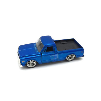 1/32 Scale 1972 Chevrolet Cheyenne Pickup Truck Diecast Model Car