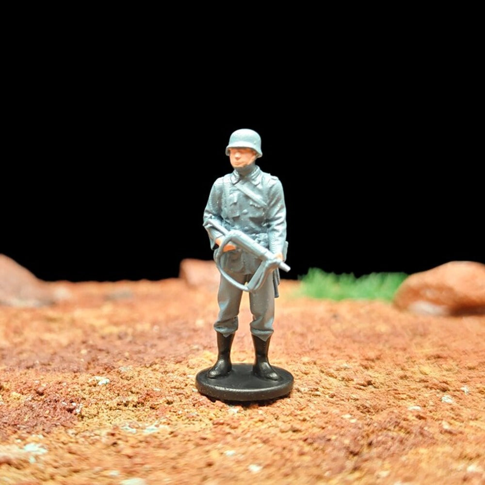 1/72 Scale WWII German Army Soldiers Painted Figures Set for Model Dioramas
