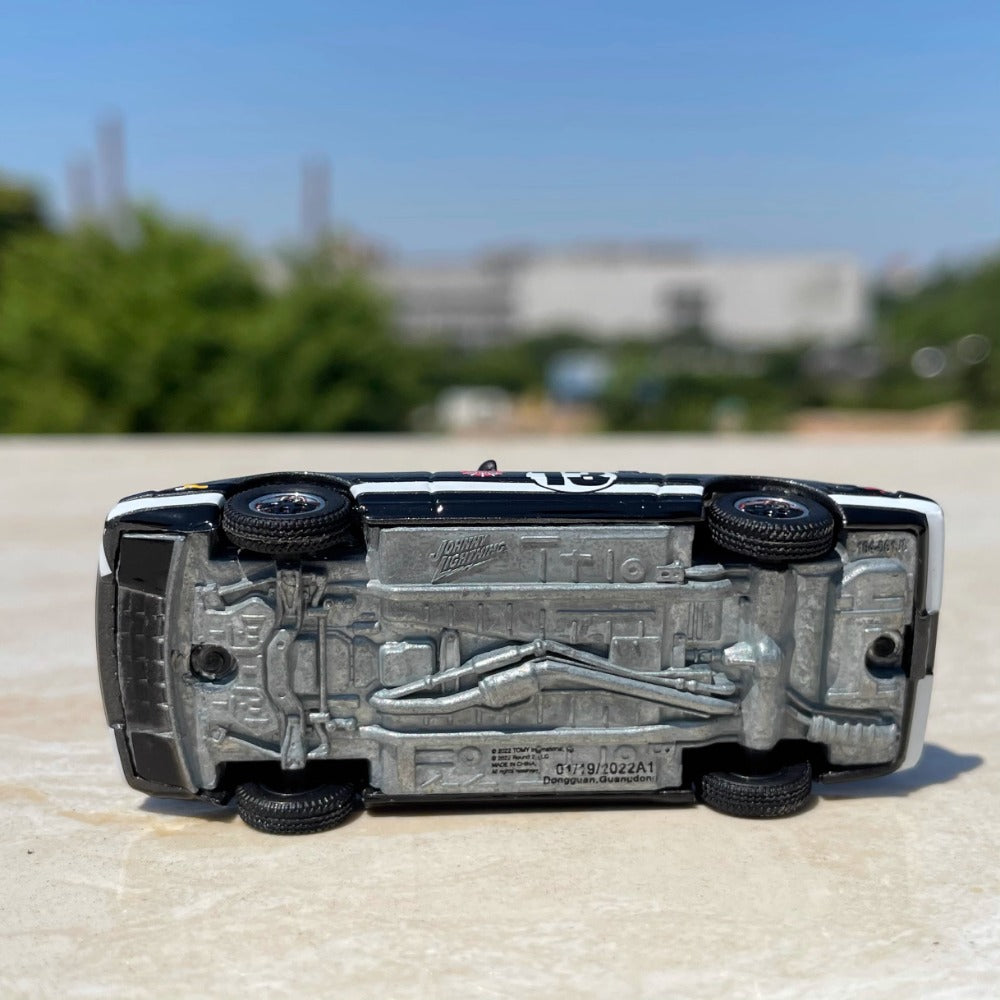 1/64 Scale Mazda RX-7 Sports Car Diecast Model